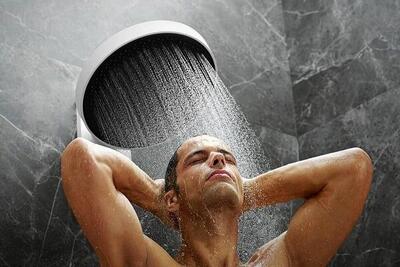 دوش آب گرم مفیدتر است یا آب سرد؟