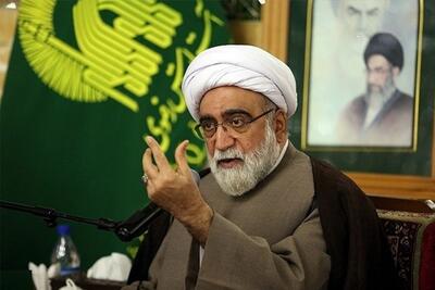 تولیت آستان قدس رضوی: مبادا سخنی، موضعی یا بیانیه‌ای از سوی ما صادر شود که باعث شکاف و چنددستگی در جامعه گردد / برخی ممکن است خود را خسته کنند و علامت‌هایی به دشمن ارسال نمایند / حتی اگر سخنی درست باشد، بیان آن در زمان نامناسب که منجر به نمایش چندصدایی در جامعه شود، خیانت به اسلام و انقلاب محسوب می‌شود