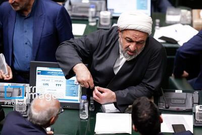 پست حمید رسایی پس از حمایت مقام معظم رهبری از پزشکیان: باید از اقدامات غلط رئیس‌جمهور انتقاد کنیم