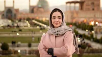 تصویر روز | پوشش المیرا دهقانی به سبک زنان قدیمی | گلی شی