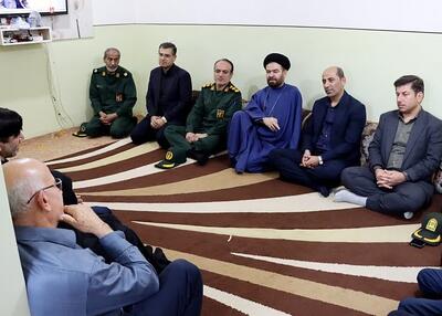 لزوم رسیدگی به مشکلات درمانی والدین شهدا در دشتی