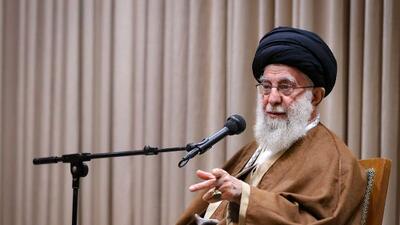 فیلم / رهبر انقلاب: فروهر قبل از انقلاب دوست ما بود، اول انقلاب همکار ما بود و بعد دشمن ما شد، دشمنی بی‌ضرر و بی‌خطر+ویدیو