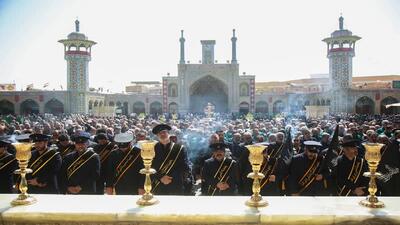 عزاداری خادمان حضرت معصومه(س) در سالروز شهادت امام رضا(ع)+فیلم