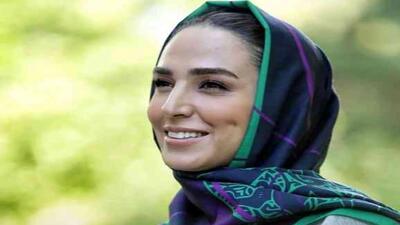 تصویر روز | ژست های جالب سوگل طهماسبی موقع عکس و فیلم | گلی شی