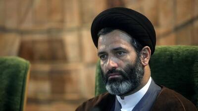 فولاد مبارکه الگوی نوین سرمایه‌گذاری در صنعت/ لزوم تدوین بسته‌های تشویقی برای تولیدکنندگان