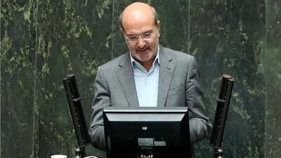 بادامچی: حملات به دولت باید متوقف شود؛ مسیر توسعه نیازمند همراهی است