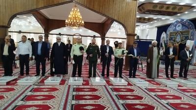 اهتزاز پرچم ایران و گلباران مزار شریف شهدای آستانه اشرفیه