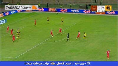 اخراج مستقیم محمد دانشگر پس از خطا بر روی اورونوف (سپاهان 0-1 پرسپولیس) - پارس فوتبال