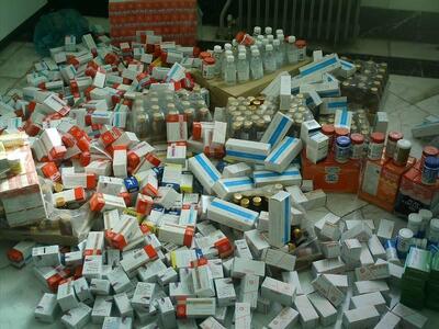 دستگیری متهم فروش دارو‌های غیرمجاز در اصفهان با کشف محموله بزرگ