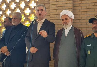 آغاز هفته دولت با آیین غبارروبی و گلباران مزار شهدا در پاکدشت+تصویر - تسنیم