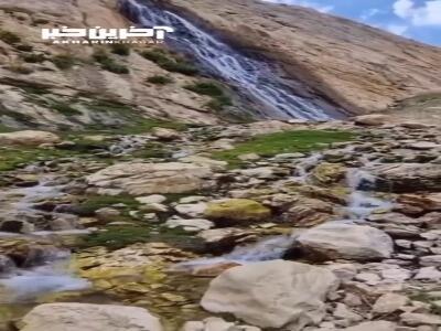 آبشار زیبای لورگاه در استان چهارمحال و بختیاری