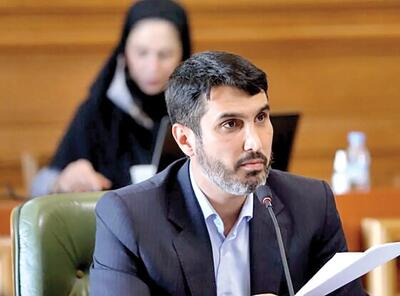 انتقاد رئیس کمیسیون شهرسازی شورا از تمدید بخشنامه شهرداران+ فیلم