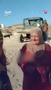 زن‌های فلسطینی با تمسخر با شهرک‌نشینان مقابله کردند