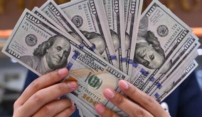 کاهش ارزش دلار پس از تصمیم ترامپ برای اخراج یک عضو فدرال رزرو