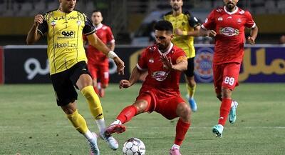 دیدار تیم‌های فوتبال سپاهان و پرسپولیس | جهان نیوز