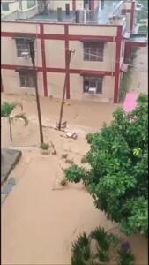 سیل مرگبار در هند / جامو در حصار باران و رانش زمین