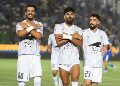 گل دوم ذوب‌آهن با فرار از یارگیری اندونگ!
