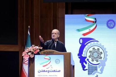قدردانی رئیس‌جمهور از دست‌اندرکاران پروژه فولادسازی سفیددشت