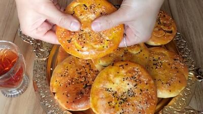 طرز تهیه نان خرمایی بافت نرم خوشمزه و لذیذ یه عصرانه مقوی!
