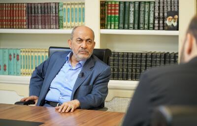 روایت محسن رفیقدوست از عمق نفوذ؛ وقتی ساعت و محل جلسه را می‌دانند یعنی تا پشت دیوار آمده‌اند/ نیازی به سوخو ۳۵ نیست/ هاشمی گفت جنگ افروز اصلی تو هستی! | اقتصاد24