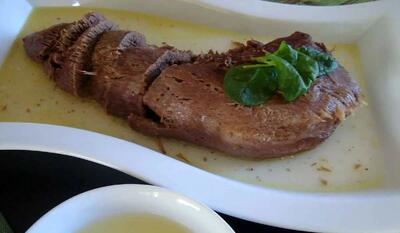 طرز تهیه خوراک زبان گوساله با سس مخصوص
