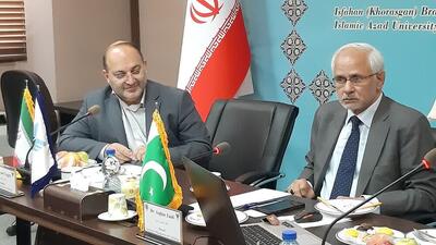 امضای تفاهم‌نامه همکاری دانشگاه آزاد اصفهان و دانشگاه مدیریت و فناوری لاهور
