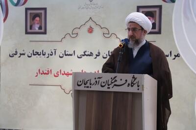 اسیر واقعی کسی است که در اسارت نفس خود قرار دارد