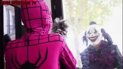 نبرد اسپایدرمن مبارزه با موجودات خاص spiderman | برنامه کودک پسرانه