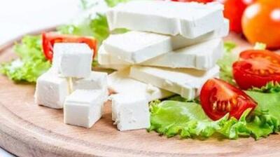میگنا - خوردن پنیر در وعده صبحانه؛ مفید یا مضر؟