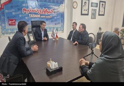 حضور فرماندار شهرستان سرعین در دفتر خبرگزاری تسنیم اردبیل- عکس صفحه استان تسنیم | Tasnim
