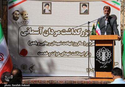 نسل شهید باهنر اولین خاکریزی بودند که فاصله بین حوزه و دانشگاه را برداشتند - تسنیم