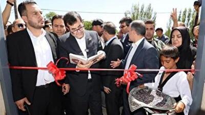 افتتاح استخر سرپوشیده سلطانیه با حضور وزیر ورزش و جوانان
