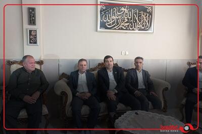 تقدیر وزیر ورزش و جوانان از خانواده شهید ورزشکار رضا نجفی، از شهدای جنگ ۱۲ روزه