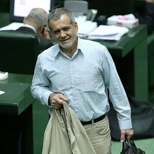 ۴۸ مدیر دولت پزشکیان از نمایندگان ادوار هستند