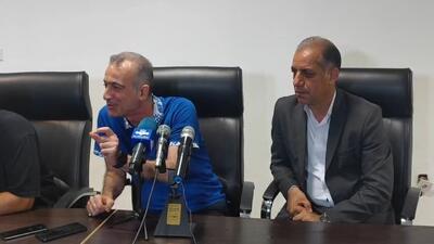 کمالوند: فوتبال دفاعی با خوابیدن بازیکن روی زمین فرق دارد