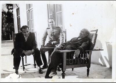 دوشنبه سیاهِ اشغال ایران، به رویات فرزند محمدعلی فروغی