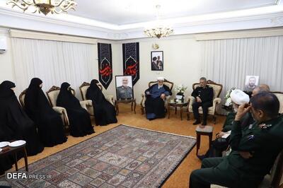 سرلشکر موسوی: ما که باقی ماندیم باید قدردان شهدا باشیم