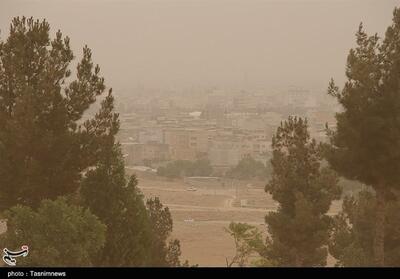 بجنورد در محاصره گردوغبار غلیظ؛ شاخص آلودگی روی عدد 226 - تسنیم