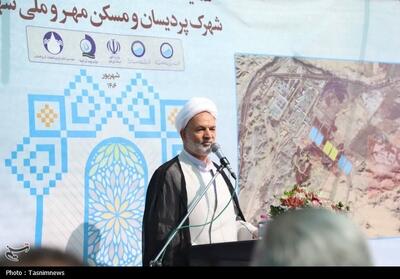 توسعه تصفیه‌خانه قم گامی حیاتی در تأمین آب و سلامت مردم است - تسنیم