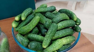 طرز تهیه خیارشور ترد بدون کپک زده و نرم شدن