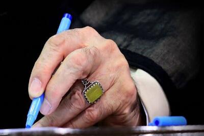 رهبر انقلاب: نمی‌توانم تردید کنم ابوترابی در شمار شهیدان عالی‌مقام است
