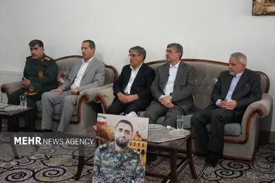 دیدار وزیر میراث‌فرهنگی با خانواده شهید ابوذر مرادی