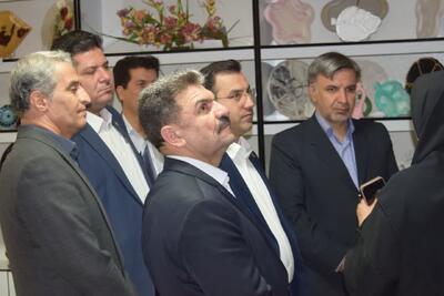 نمایشگاه دائمی دستاوردهای مهارت‌آموختگان سنندج افتتاح شد