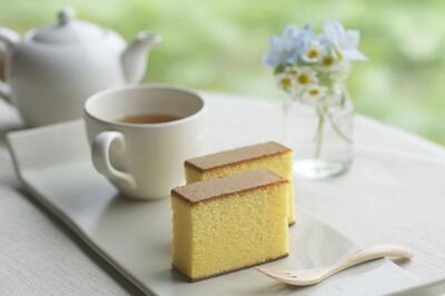طرز تهیه کیک کاستلا، دسر خوشمزه خاص و مجلسی مرحله به مرحله