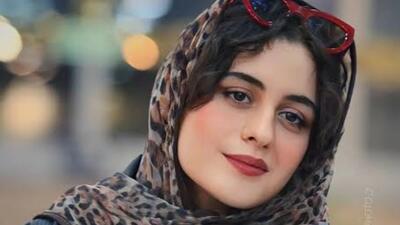 تصویر روز | فاطیما بهارمست با یک شال خاص طرح گوزن | گلی شی