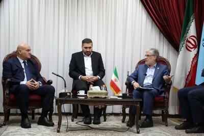 ایران به دانشجویان عراقی بورس می‌دهد