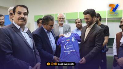 یک پرسپولیسی استقلال زاهدان را  راه اندازی کرد!
