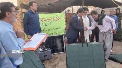 توزیع ۴۰ پنل خورشیدی بین عشایر دهلران در هفته دولت