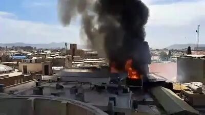 آتش‌سوزی در پشت‌بام پاساژ بازار تهران مهار شد