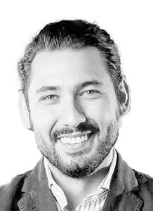 بورس در آستانه انقلاب